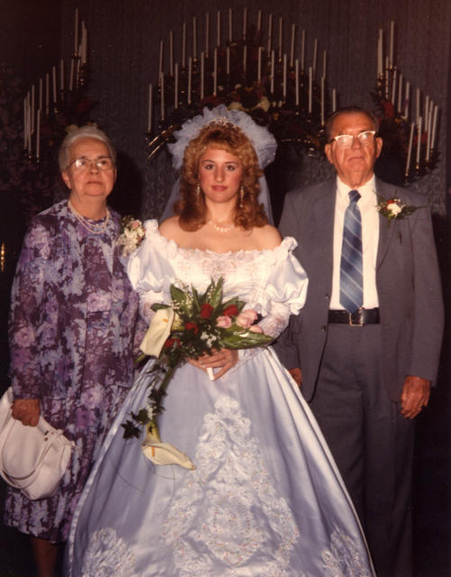 Telia, Lynette, Bill