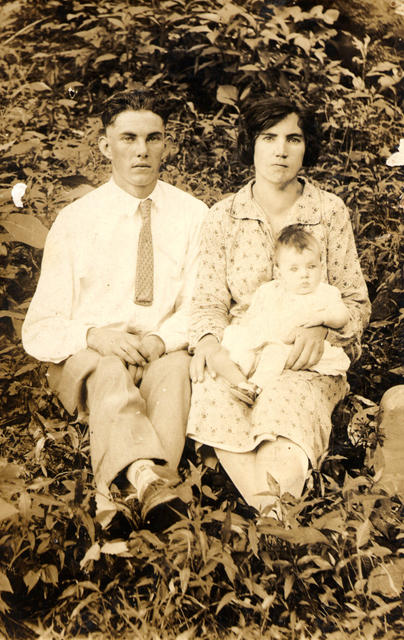 Elias, Hessie, Madge Maynard