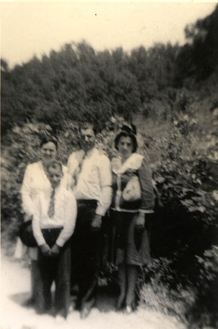 Telia, Cecil, Bill, Emma